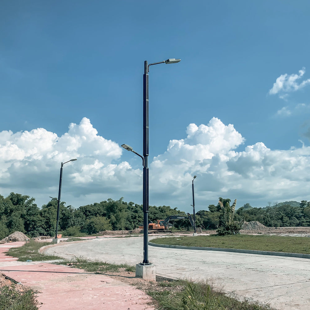 VISTA | Solar LED Street Light | 50 Watt | 6200 Lumens | 5000K | Smart Street Light | Built In Bluetooth | Smart App included | Parking Lot Light | Solar All in One SE Street Light | 3 Years - Beyond Solar