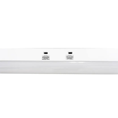 CRISP 2 | LED Strip Fixture | Adj Watt 20W/30W/40W | 5800 Lumens | Adj CCT 3000K-4000K-5000K | 120-277Vac | 4ft | Metal+PC | UL & DLC Listed